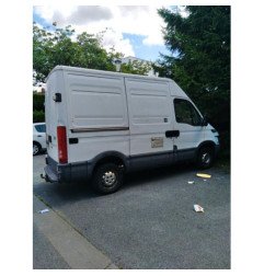 Serrure avant droit IVECO DAILY 3