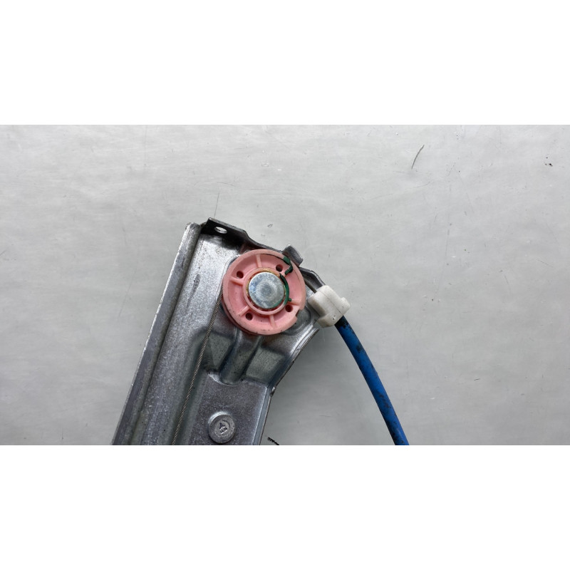 Leve vitre electrique avant gauche CITROEN C3 PICASSO Photo n°4