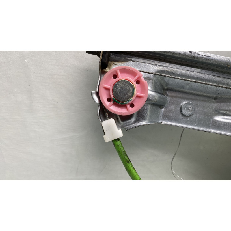 Leve vitre electrique avant gauche CITROEN C3 PICASSO Photo n°5