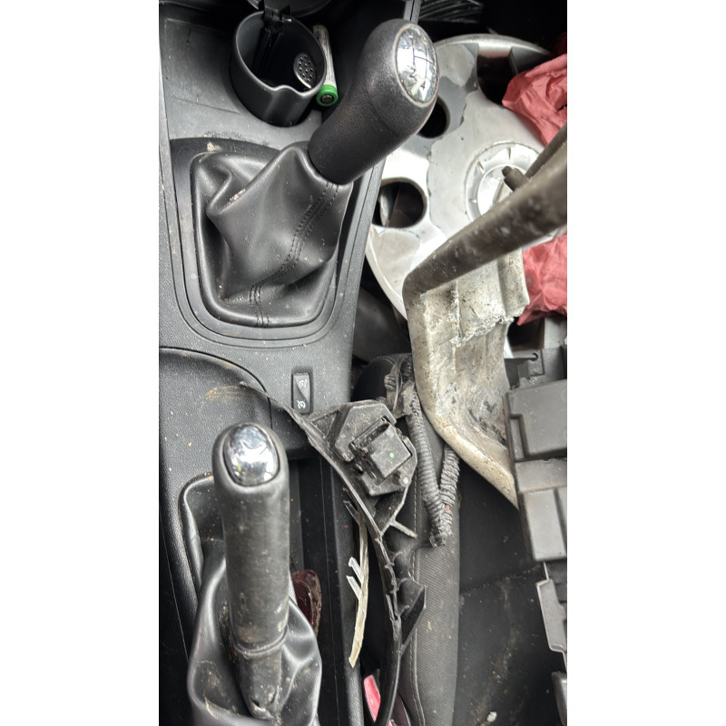 Boitier UCH RENAULT MEGANE 3 Photo n°15