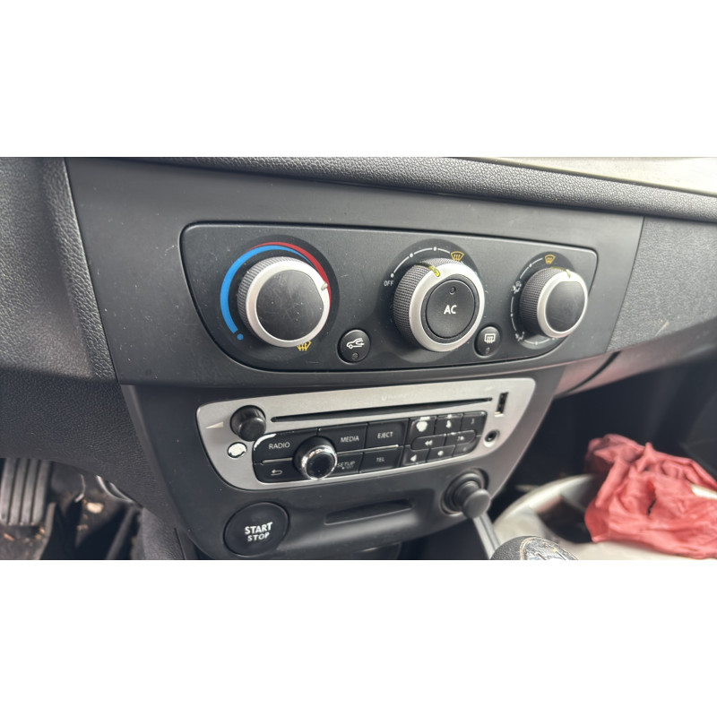 Boitier UCH RENAULT MEGANE 3 Photo n°16