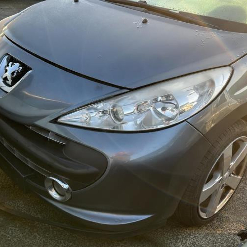 Vitre avant droit PEUGEOT 207 Photo n°12