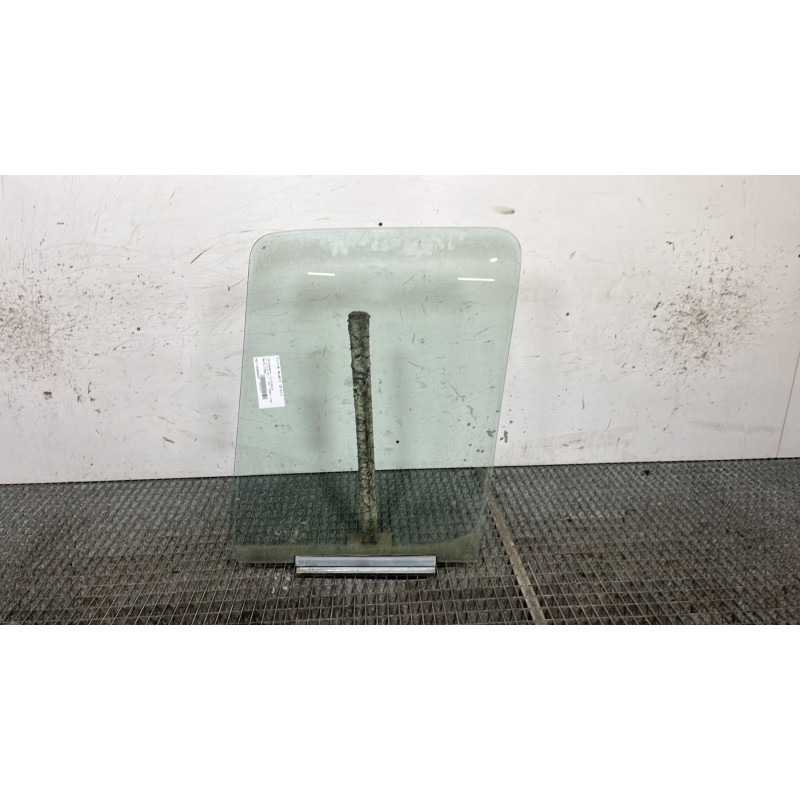 Vitre avant droit VOLKSWAGEN LT 2 Photo n°4