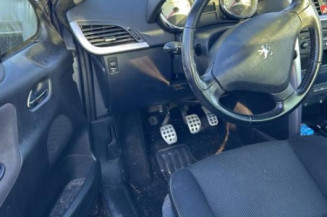 Vitre avant droit PEUGEOT 207