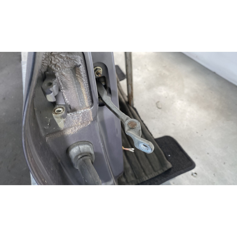 Porte avant droit RENAULT CLIO 2 Photo n°4