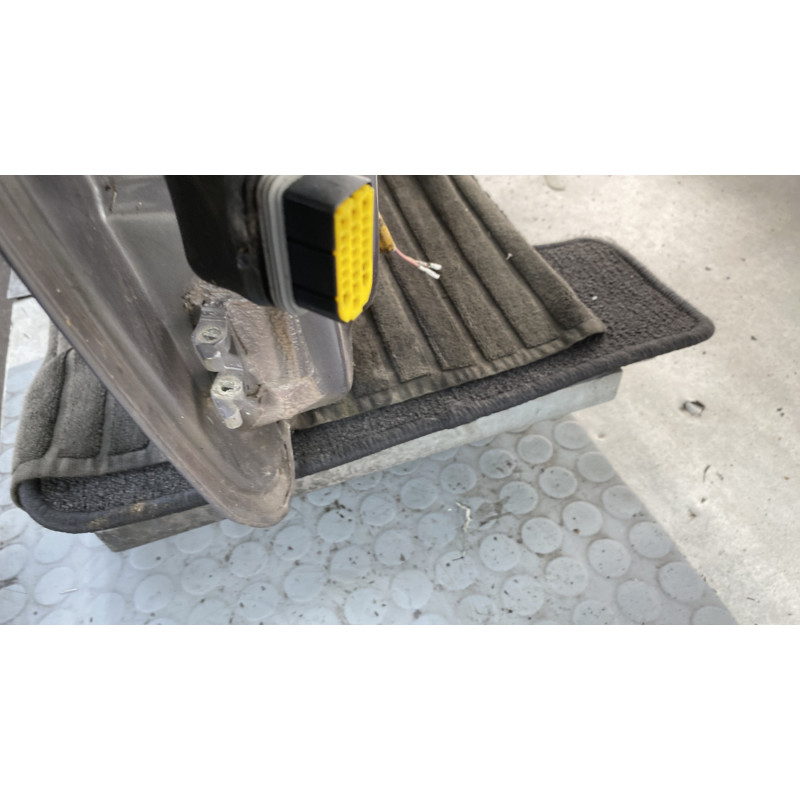 Porte avant droit RENAULT CLIO 2 Photo n°5