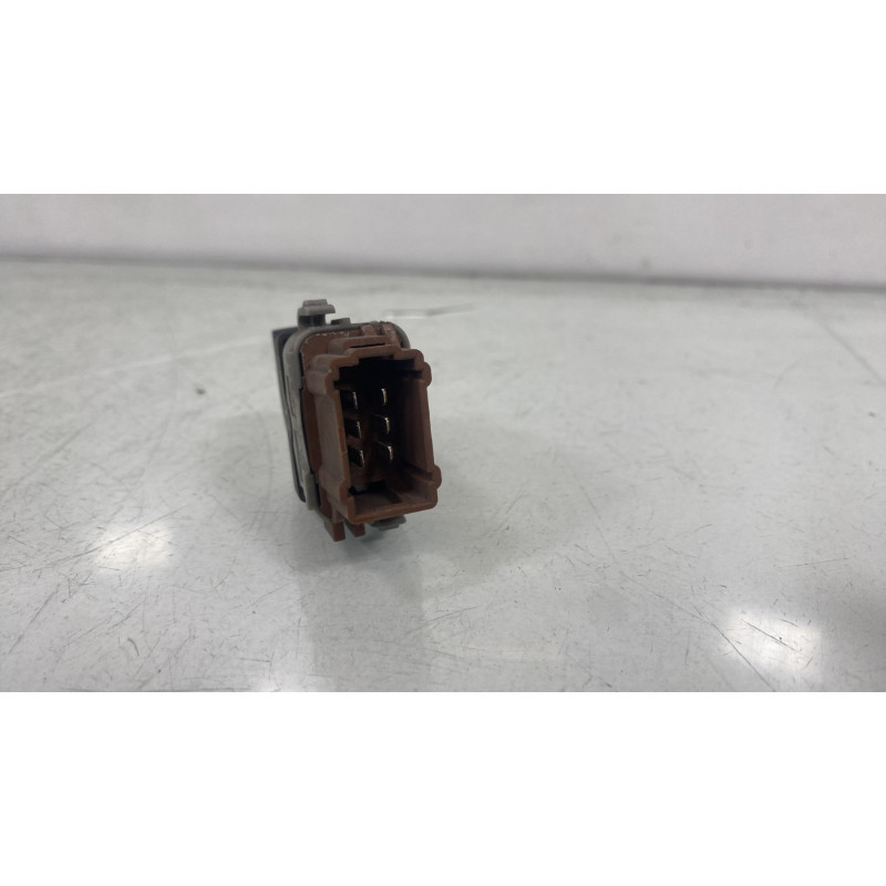 Interrupteur de leve vitre avant droit RENAULT MASTER 2 Photo n°2