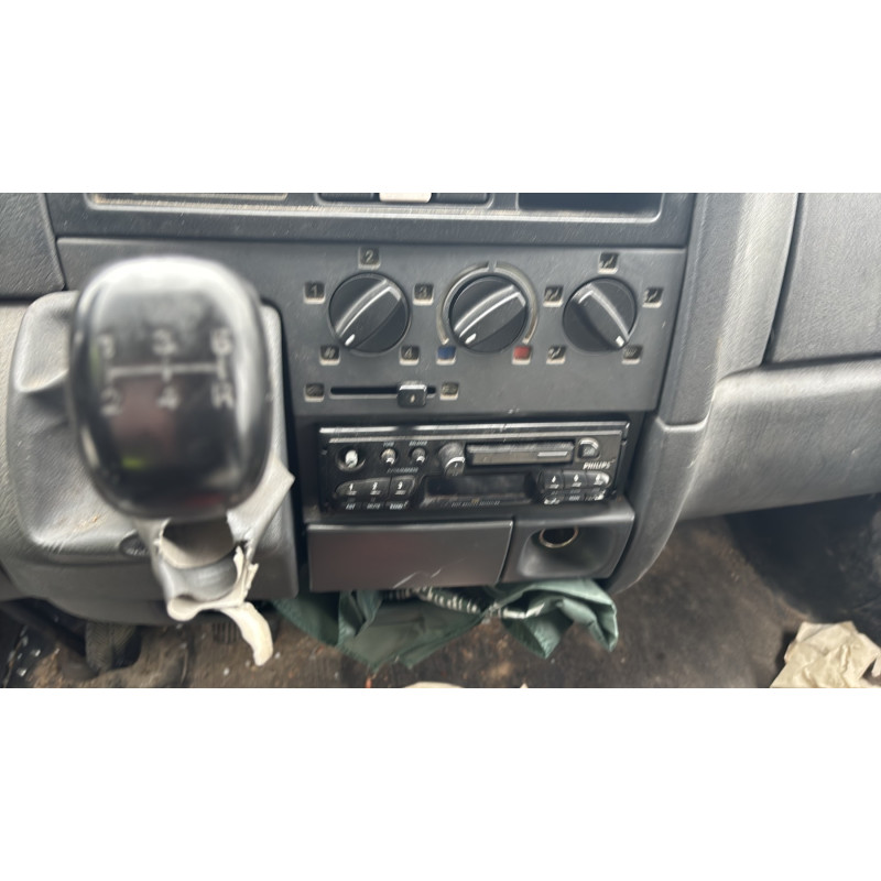 Calandre PEUGEOT BOXER 1 Photo n°17