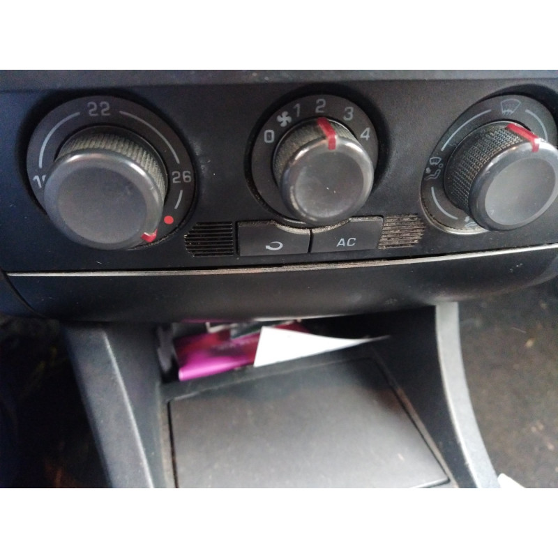 Porte avant gauche SEAT IBIZA 3 Photo n°17