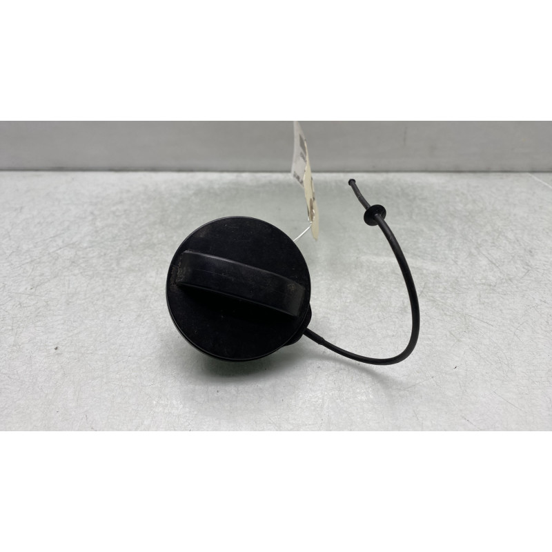Bouchon de carburant OPEL CORSA F Photo n°1