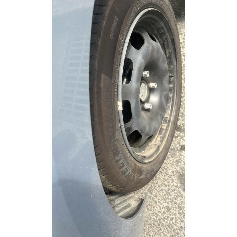 Antenne OPEL CORSA F Photo n°17
