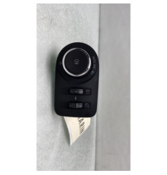 Commande de phare OPEL CORSA F Photo n°1