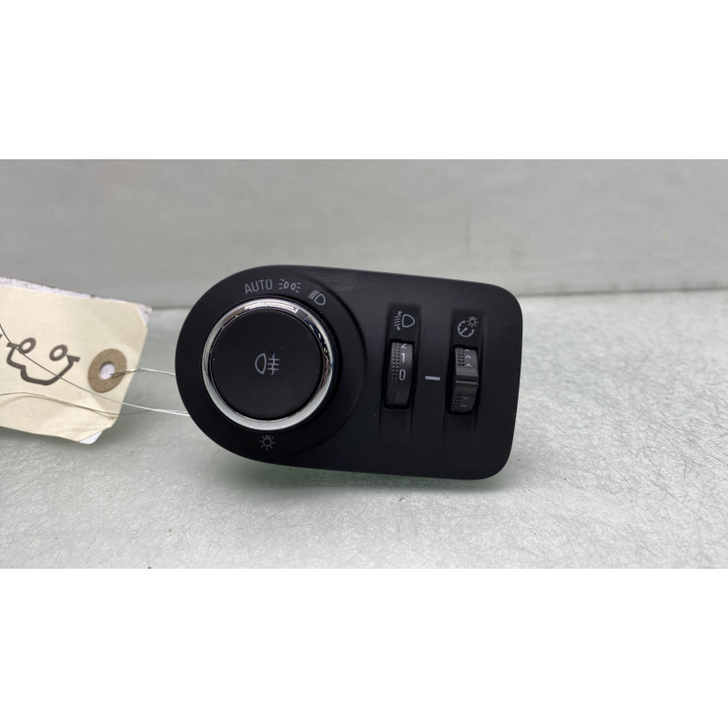 Commande de phare OPEL CORSA F Photo n°4