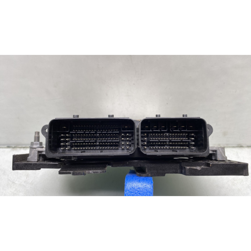 Calculateur moteur OPEL CORSA F Photo n°3