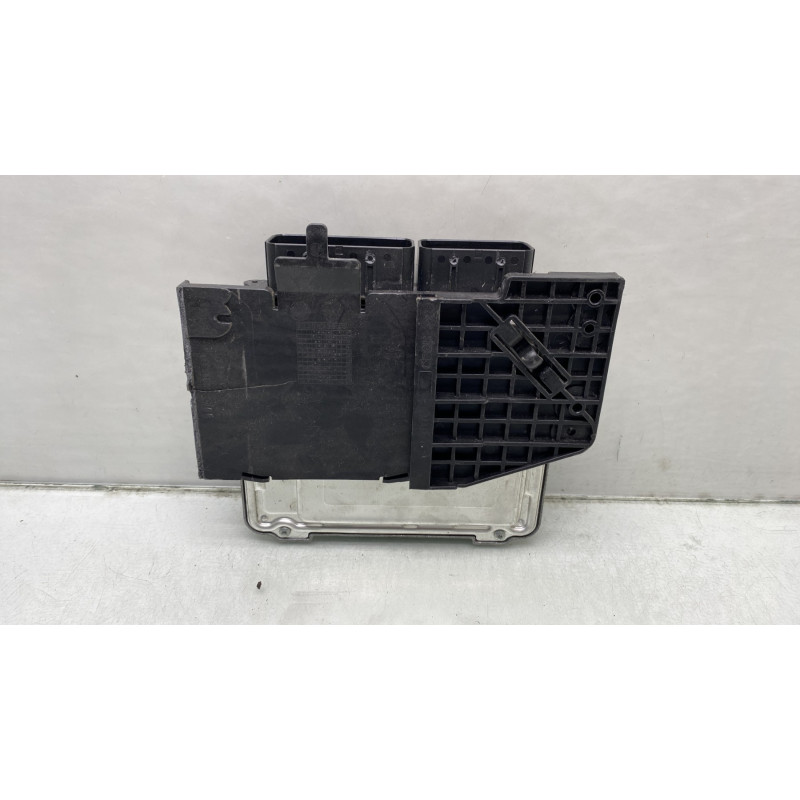 Calculateur moteur OPEL CORSA F Photo n°4