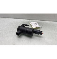 Pompe lave glace avant OPEL CORSA F Photo n°1