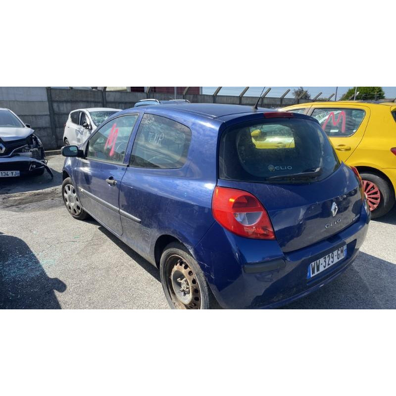 Aile avant gauche RENAULT CLIO 3 Photo n°5