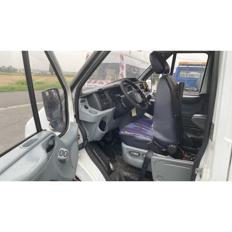 Calculateur moteur FORD TRANSIT 4 Photo n°5