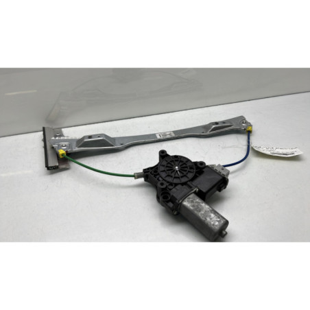 Leve vitre electrique avant droit OPEL CORSA E Photo n°1