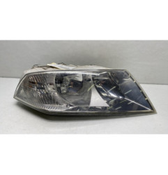 Optique avant principal droit (feux)(phare) SKODA OCTAVIA 2