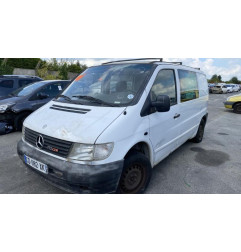 Optique avant secondaire droit (feux)(clignotant) MERCEDES VITO 638
