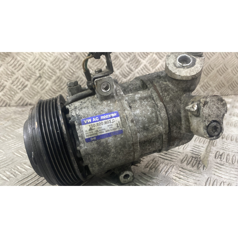 Compresseur clim VOLKSWAGEN UP Photo n°3