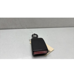 Attache ceinture avant droit DACIA SANDERO 1