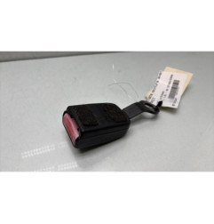Attache ceinture avant droit DACIA SANDERO 1