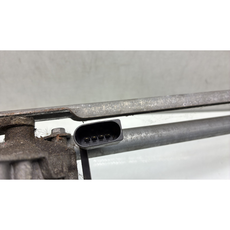 Moteur essuie glace avant MERCEDES CLASSE A 169 Photo n°4