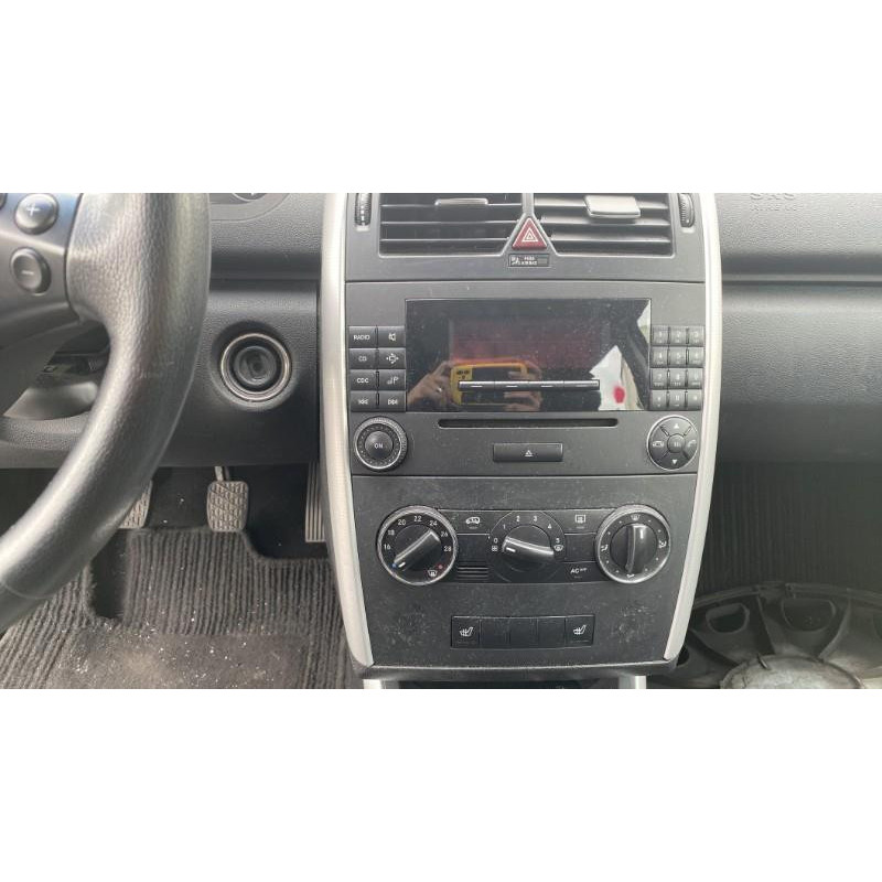 Serrure avant droit MERCEDES CLASSE A 169 Photo n°16