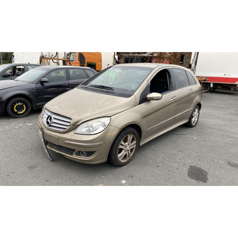 Feu arriere secondaire droit (feux) MERCEDES CLASSE B 245 Photo n°4