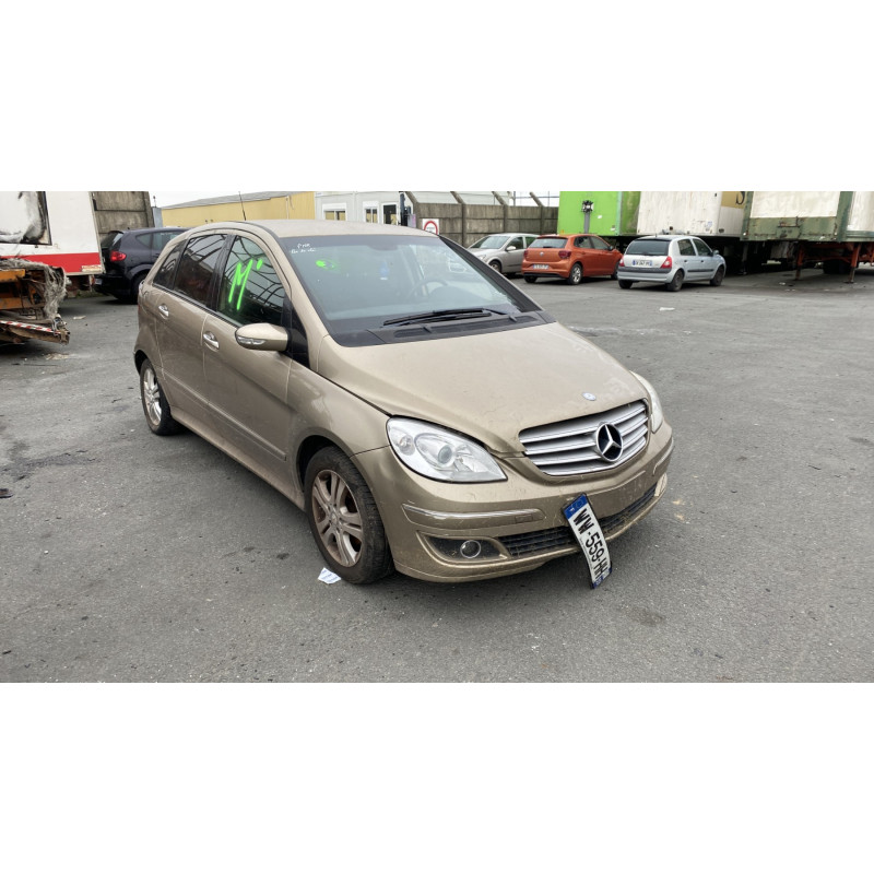 Feu arriere secondaire droit (feux) MERCEDES CLASSE B 245 Photo n°5