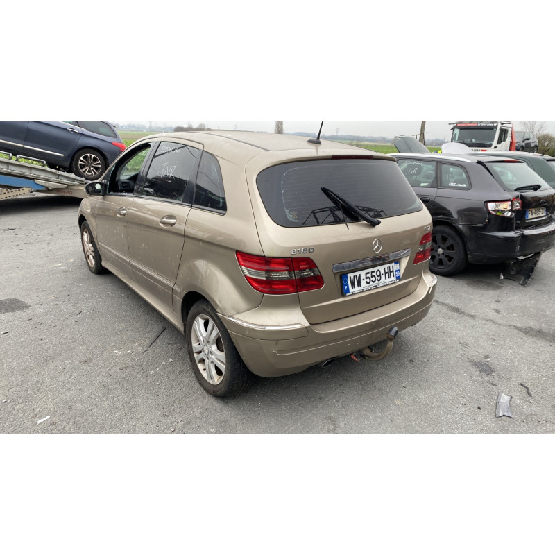 Feu arriere secondaire droit (feux) MERCEDES CLASSE B 245 Photo n°7