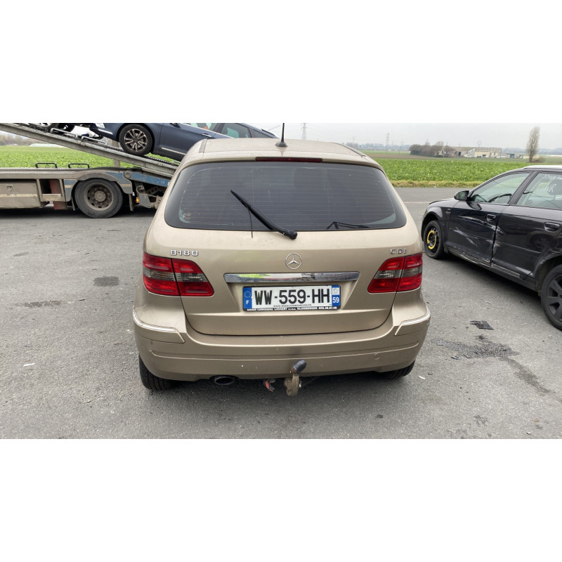 Feu arriere secondaire droit (feux) MERCEDES CLASSE B 245 Photo n°8