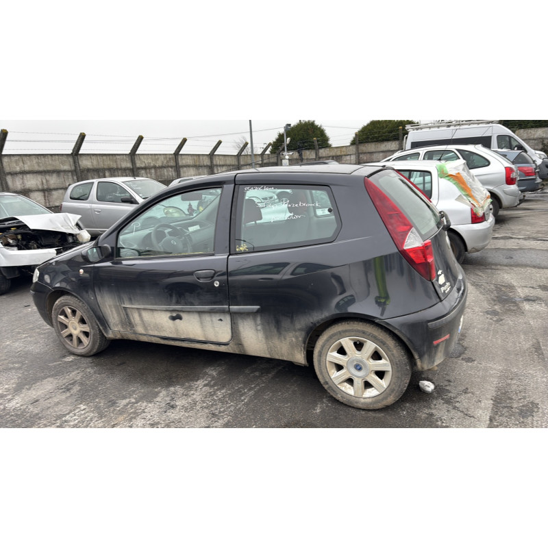 Feu arriere principal droit (feux) FIAT PUNTO 2 Photo n°20