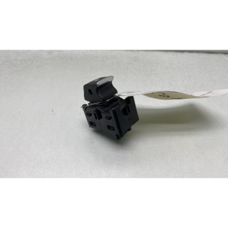 Interrupteur de leve vitre arriere gauche FORD FIESTA 7