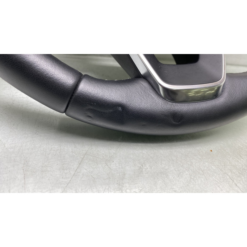 Volant FORD FIESTA 7 Photo n°2