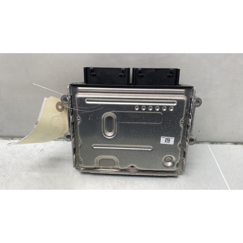 Calculateur moteur FORD FIESTA 7 Photo n°4