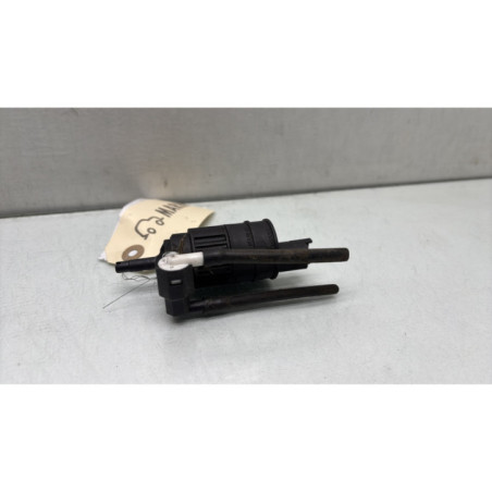 Pompe lave glace avant RENAULT CLIO 2