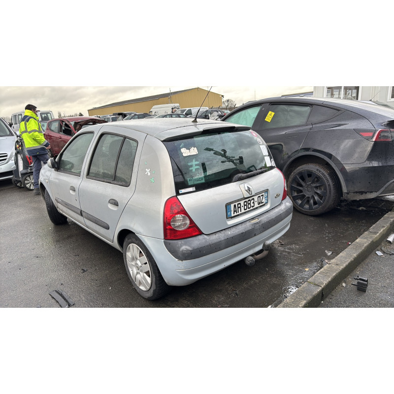 Pompe lave glace avant RENAULT CLIO 2 Photo n°8