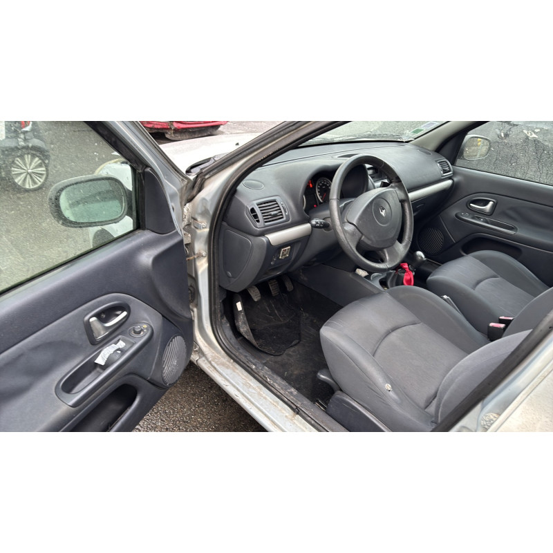 Pompe lave glace avant RENAULT CLIO 2 Photo n°12