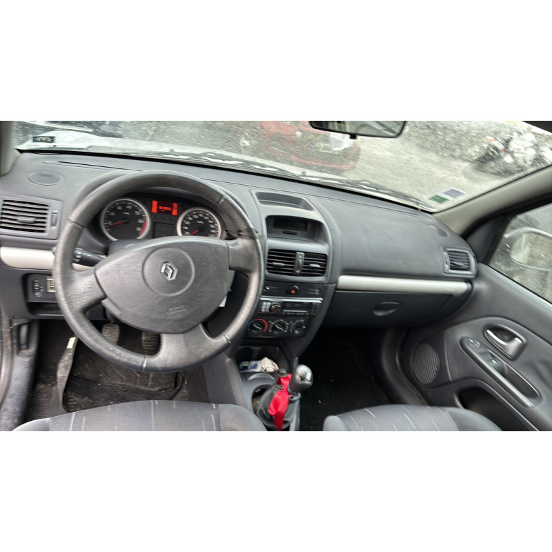 Pompe lave glace avant RENAULT CLIO 2 Photo n°15