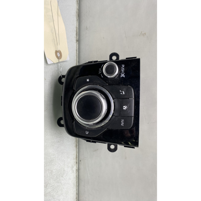 Commande GPS MAZDA 3 3 Photo n°1