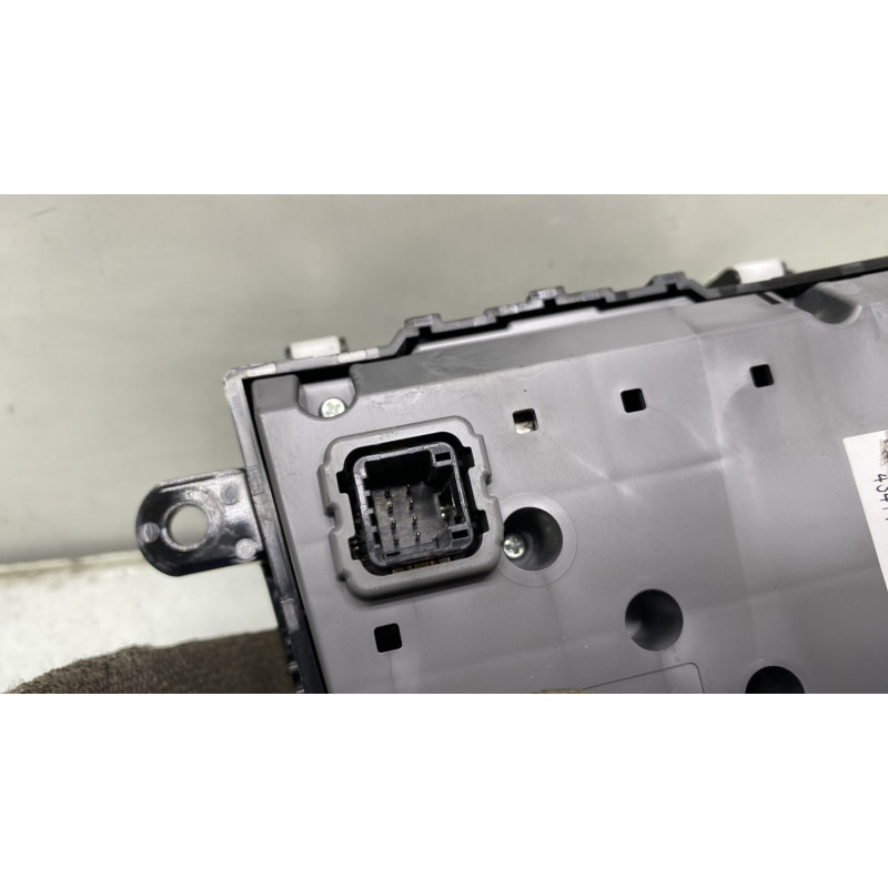 Commande GPS MAZDA 3 3 Photo n°3