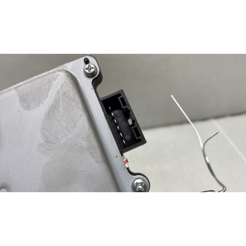 Moteur essuie glace arriere CHEVROLET CAPTIVA Photo n°3