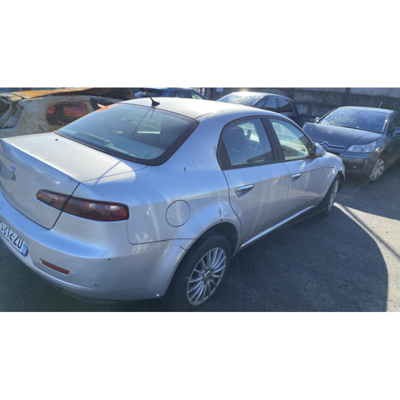 Feu arriere secondaire gauche (feux) ALFA ROMEO 159 Photo n°8