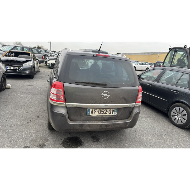 Pare choc arriere OPEL ZAFIRA B Photo n°11