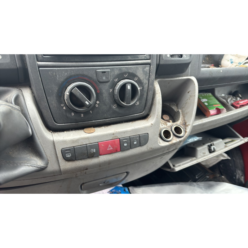 Vitre avant droit FIAT DUCATO 3 Photo n°20