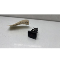 Bouton de warning VOLKSWAGEN POLO 5 Photo n°1