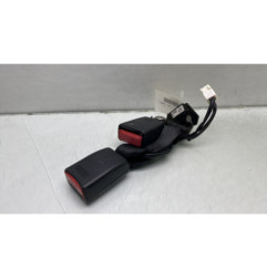 Attache ceinture arriere droit MAZDA 3 3
